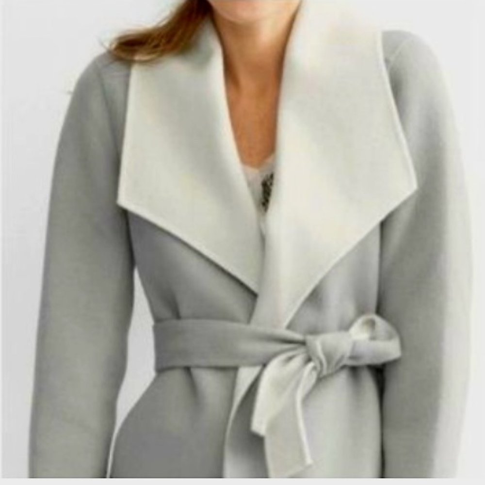 NWOT Banana Republic Wool Jacket with Belt M
